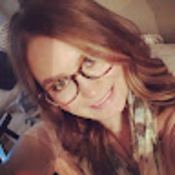 Meet your Posher, Krista - Picture 1 of 1